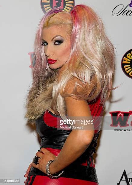 Brittany Andrews Photos Et Images De Collection Getty Images