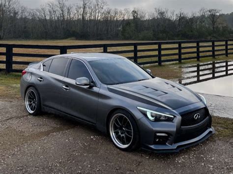 2015 Infiniti Q50 With 19x95 25 Work Emotion Cr 2p And 24535r19