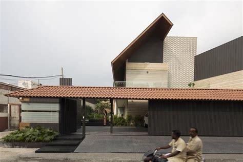 An Indian Modern House In Punjab India By 23dc Architects