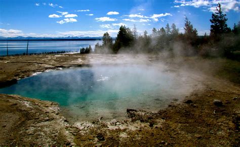 Scientists Discover New Magma Reservoir Underneath Yellowstone National