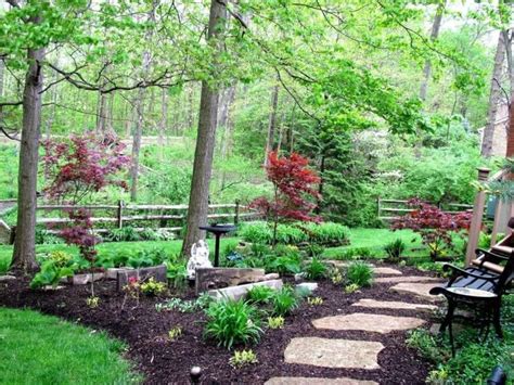 Designing split rail fences is not all that difficult to do because of their simplicity. 28 Split Rail Fence Ideas for Acreages and Private Homes | Garden in the woods, Large backyard ...