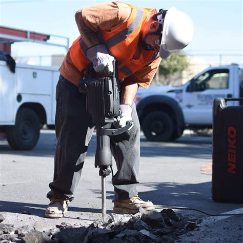Best Jackhammers Reviewed And Rated In 2023 Earlyexperts