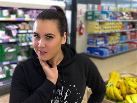 Jenny Stella Vom Supermarkt VerkÄufer Dreist In Den Arsch Gefickt Mit Krasser Fotzen