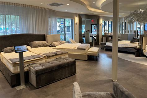 Saatva Winter Park Viewing Room | Saatva Mattress Store Near Me