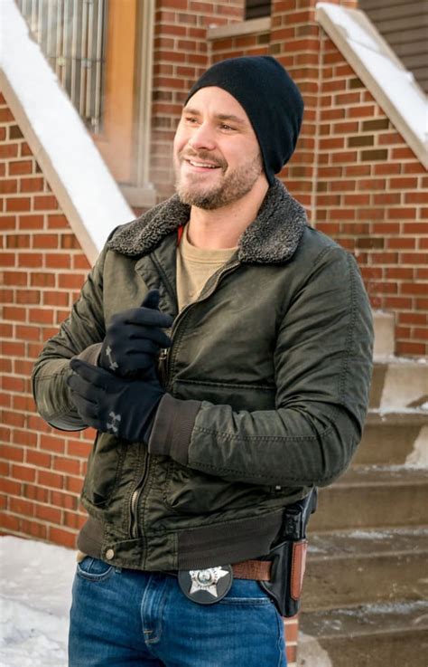 Chicago PD Season 8 Episode 8 Review: Protect and Serve - TV Fanatic