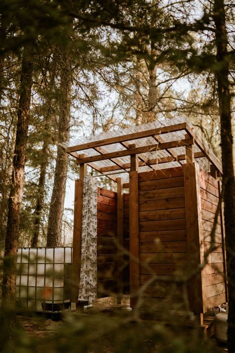 Build Your Own Off Grid Outdoor Shower Off Grid Bathroom Off Grid