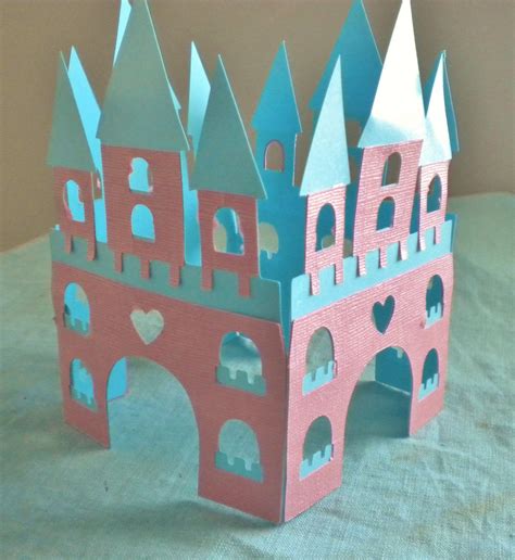 For the castle birthday party i made three particle board castle walls as you can see in the pictures. Castle table decoration. | Cinderella birthday theme ...