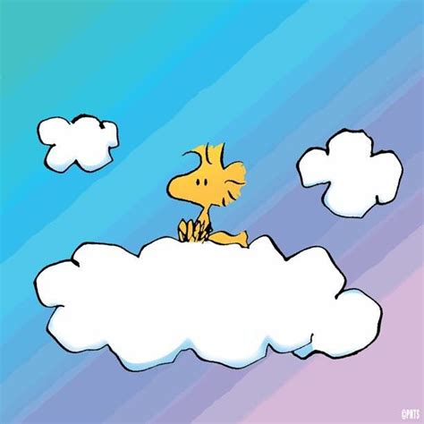 Clouds Snoopy Snoopy Pictures Snoopy And Woodstock