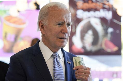 Joe Biden Insists Us Economy Is Strong As Hell As He Munches An Ice Cream Cone