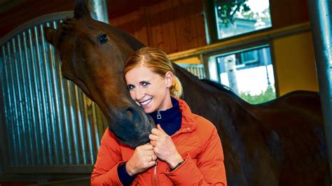 , but usually you can alter the settings of your browser to prevent automatic acceptance and prompt you every time a cookie is sent to. Reitsport: Jessica von Bredow-Werndl ist der neue Star ...