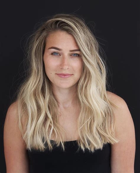 Blonde Hair Inspiration Hair Inspo Hairstyles For Round Faces Pretty Hairstyles Balayage
