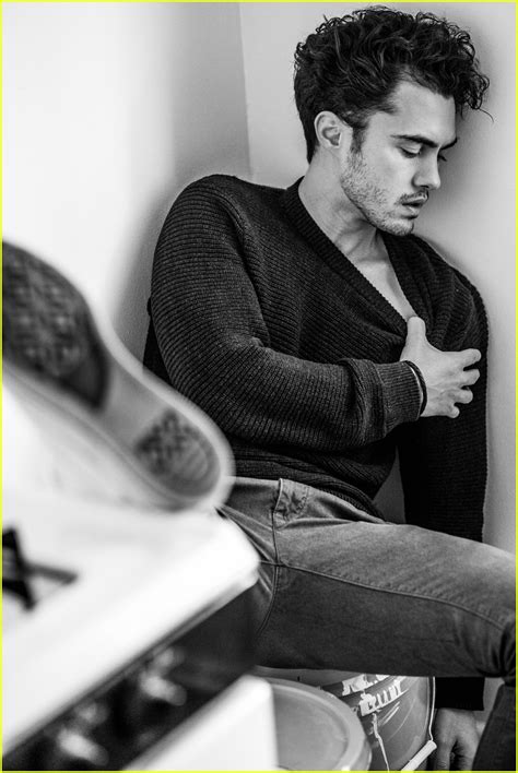 Darren barnet was born on april 27, 1991 in los angeles, california, usa. Get to Know 'Never Have I Ever' Actor Darren Barnet with ...