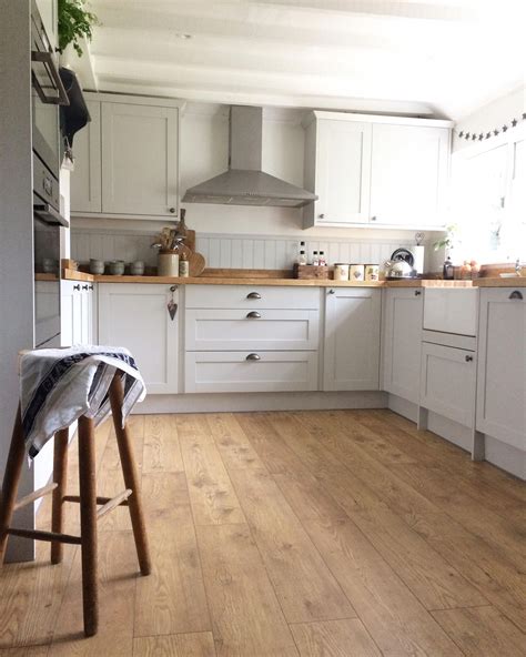 Modern Country Cottage Howdens Kitchen Allendale Dove Grey From