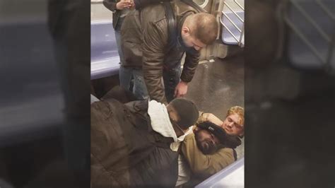 Man Dies On Nyc Subway After Being Placed In Chokehold By Fellow Passenger