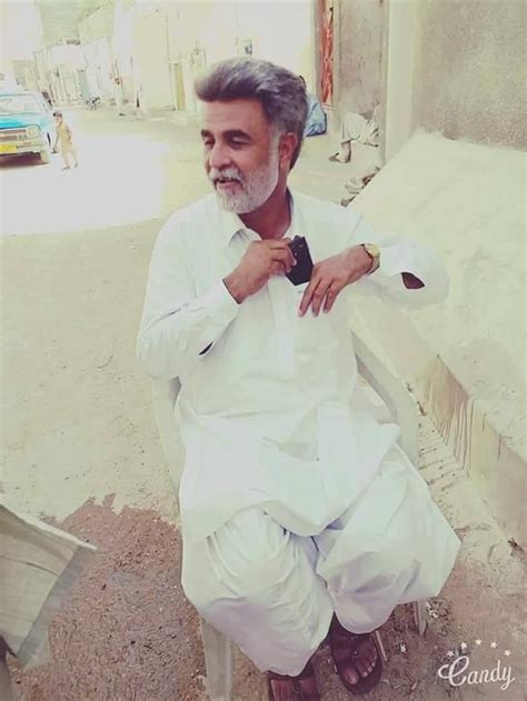 karachi older gay photo