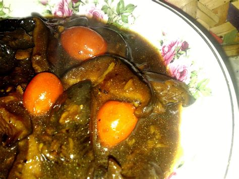 Kami katakan beristri karena peruntukan bawang putih tunggal ini hanya boleh dipakai khusus tujuan hubungan dengan istri atau pasangan yang sah. FAMILY JANNATI: CENDAWAN MASAK BLACKPAPER