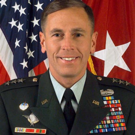 David Petraeus General Biography