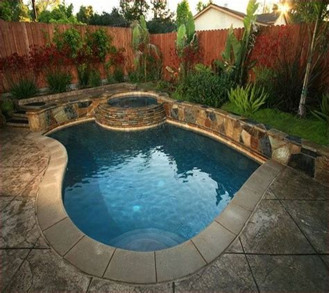 40 Spool Pool For Small Yards 22 Backyard Pool Landscaping Backyard