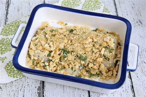 Easy Baked Cod Recipe With Ritz Cracker Topping Mom Foodie Baked
