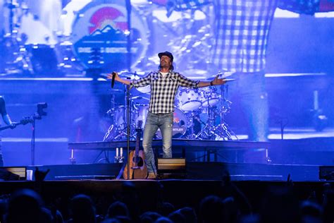 Dierks Bentley Credit One Stadium Concerts And Events Venue Charleston Sc