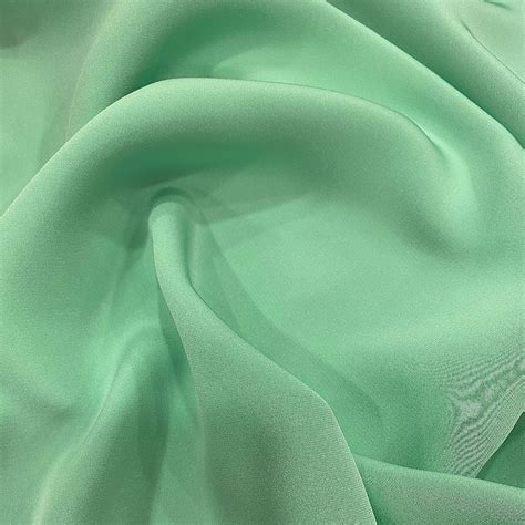 Nile Green 100 Silk Crepe Fabric — Tissus En Ligne