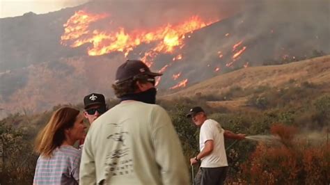 El Dorado Fire Ignited At Gender Reveal Photoshoot Grows To Over 14k