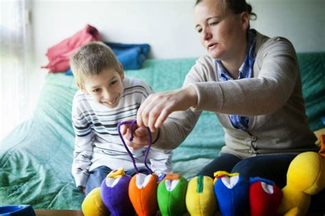 Conviértete En El Terapeuta De Autismo De Tu Hijo A Través De Repensar