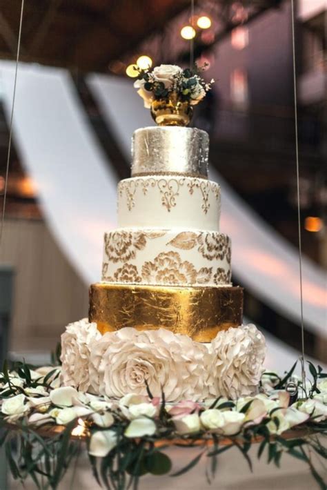 Marble and gold sequin cake. 40 Phenomenal Wedding Cake Designs We Have Seen so Far ...