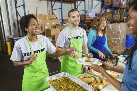 How To Volunteer At A Food Kitchen Without Seeming Self Righteous