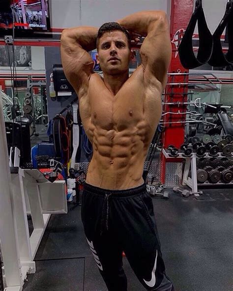 Pin De Theodor Fit En Abs Pecs And Arms Big Lean And Muscled