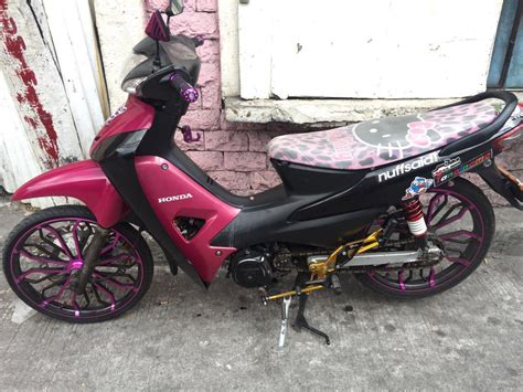 Well, some countries in south east asia still using the cub type of motorcycle. Honda wave 100r magenta, Motorbikes on Carousell