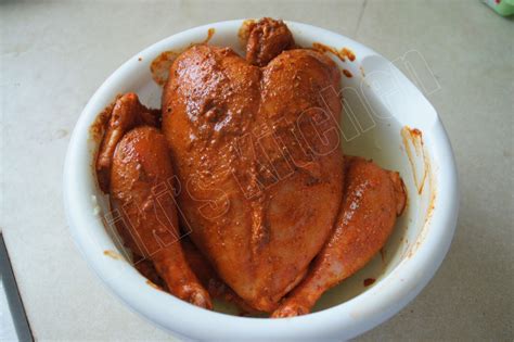 Entdecke rezepte, einrichtungsideen, stilinterpretationen und andere ideen zum ausprobieren. Viki 's Kitchen: Whole chicken fry (Indian style)