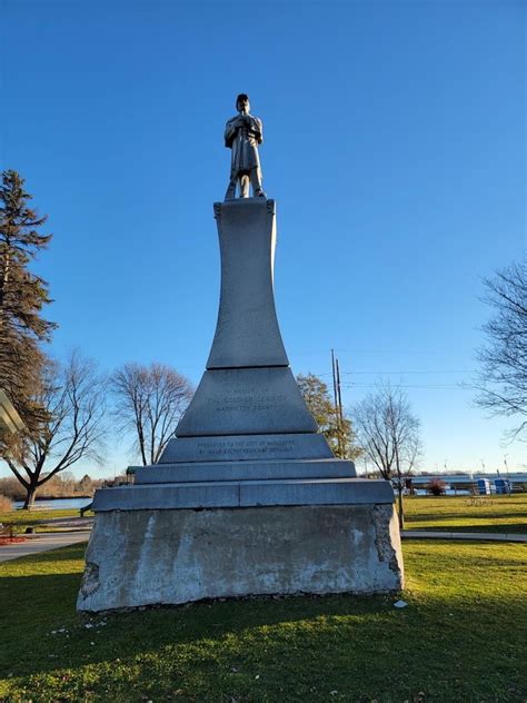 27 things to do in marinette wi history and great outdoors