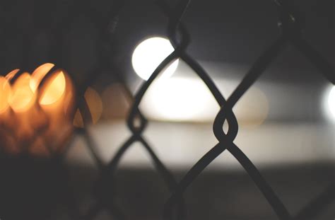 Fence Bokeh Chainlink And Chain Link 4k Hd Wallpaper