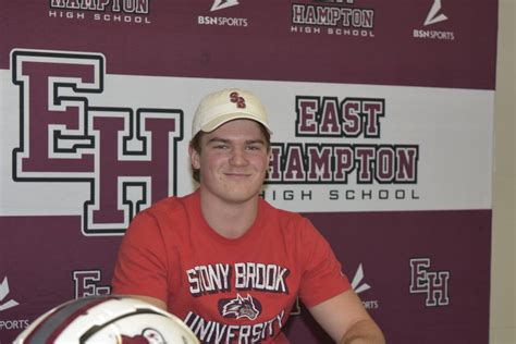 East Hamptons Finn Byrnes To Play Football At Stony Brook University