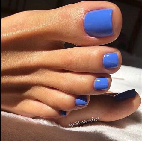 Of The Prettiest Summer Toe Nails The Glossychic Feet Nails Toe Nails Toe Nail Color