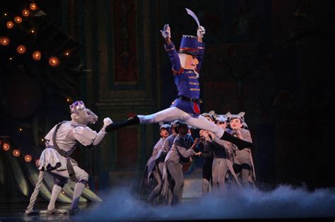 Ballet Theatre Of Ohio Brings Nutcracker To Akron Civic Theatre