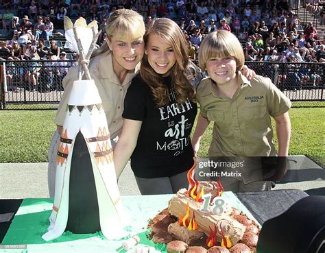 Bindi Irwin Pictured At Australia Zoo For Her 18th Birthday News