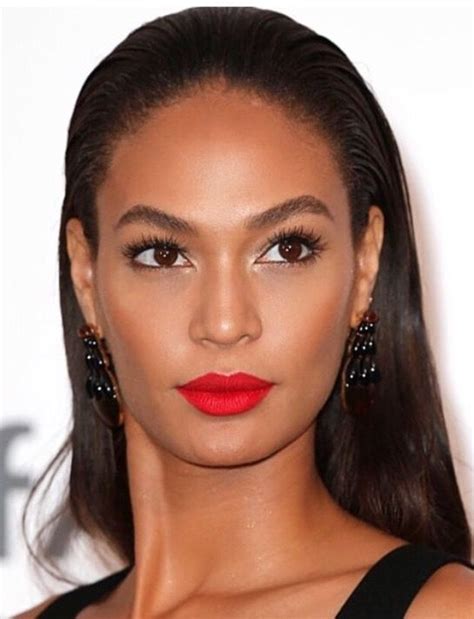 Joan Smalls Red Lipstick Makeup Looks African American Beauty Hair