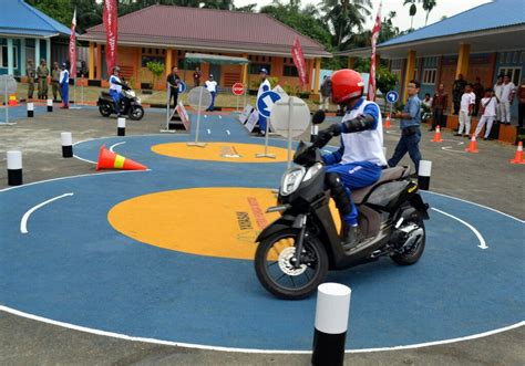 Safety Riding Lab Resmi Di Buka Yayasan Ahm Pusat Wahana Belajar