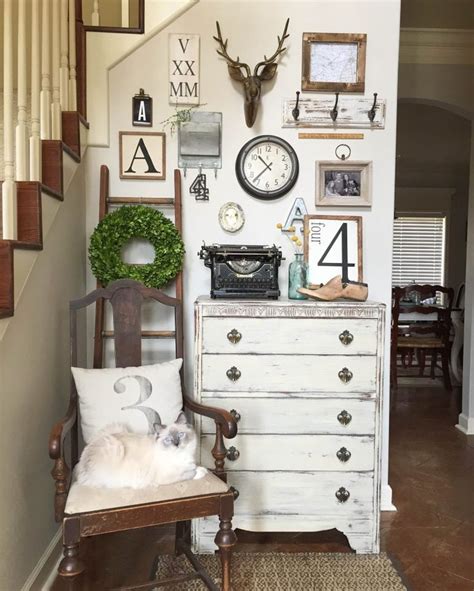 Pinterest hallway gallery wall ideas. 12 Ideas to Have The Best Rustic Gallery Wall | Rustic ...