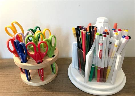 By making a bouquet of bobbins you can set it by your sewing machine and when you need a bobbin you won't have to go searching for one! Craft Room Organization Tips on the Cheap | Simple Living ...