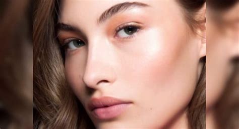 Cheekbone Contouring Tips On How To Contour Cheekbones With Makeup