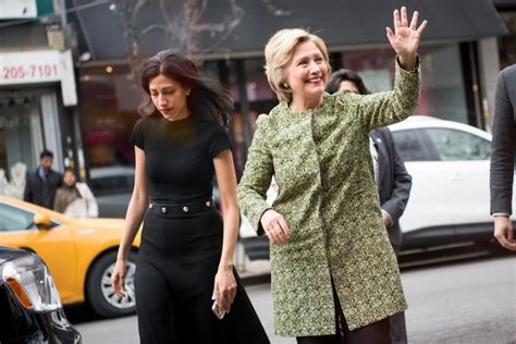 Huma Abedin Hillary Clintons Longtime Aide Releasing Memoir