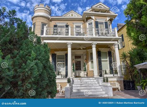 Typical Mansion House In The French Quarter Of New Orleans Usa Stock