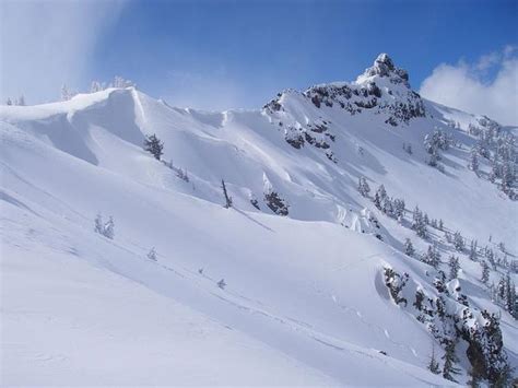 Skier Takes 400 Foot Ride In Avalanche In Lake Tahoe Today Snowbrains