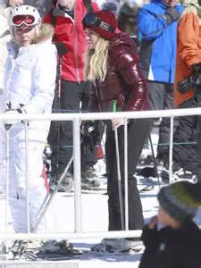Hilary Duff Sticks Out Her Tongue During Ski Trip Daily Mail Online