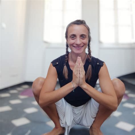 purnima yoga pratiche di hatha yoga con silvia genova