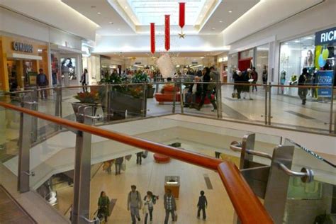 Renovations Complete At Oxford Properties Scarborough Town Centre