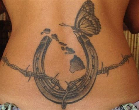 Try using the barbed wire pattern here, the sharp edges and dark lines stand out very well. Top 9 Striking Barbed Wire Tattoo Designs | Styles At Life